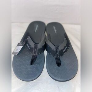 Eddie Bauer men’s flip flop